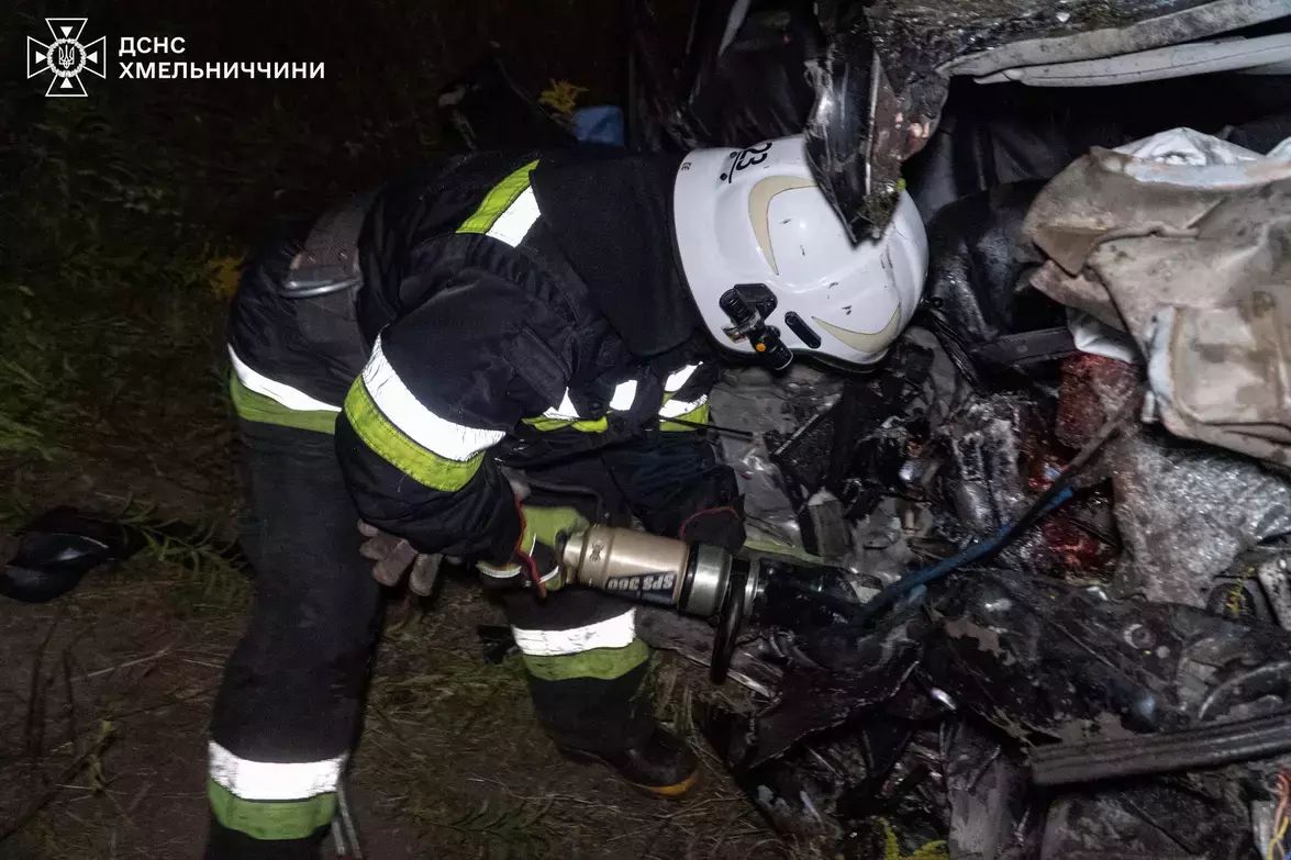 Новини Хмельницького - фото з ДТП із 5 загиблими на Хмельниччині: суд скасував заставу для водійки