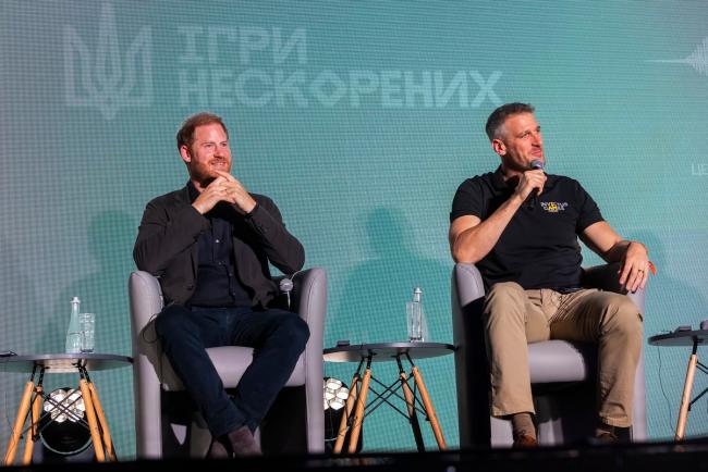 Новини Вінниці - фото з Принц Гаррі зустрівся з вінницьким ветераном Арменом Гарибяном