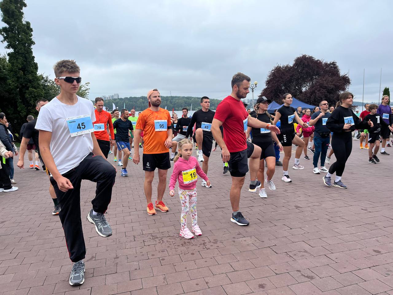 Новини Тернополя - фото з Озеряна-2025: тернополяни долали кілометри та збирали донати на ЗСУ