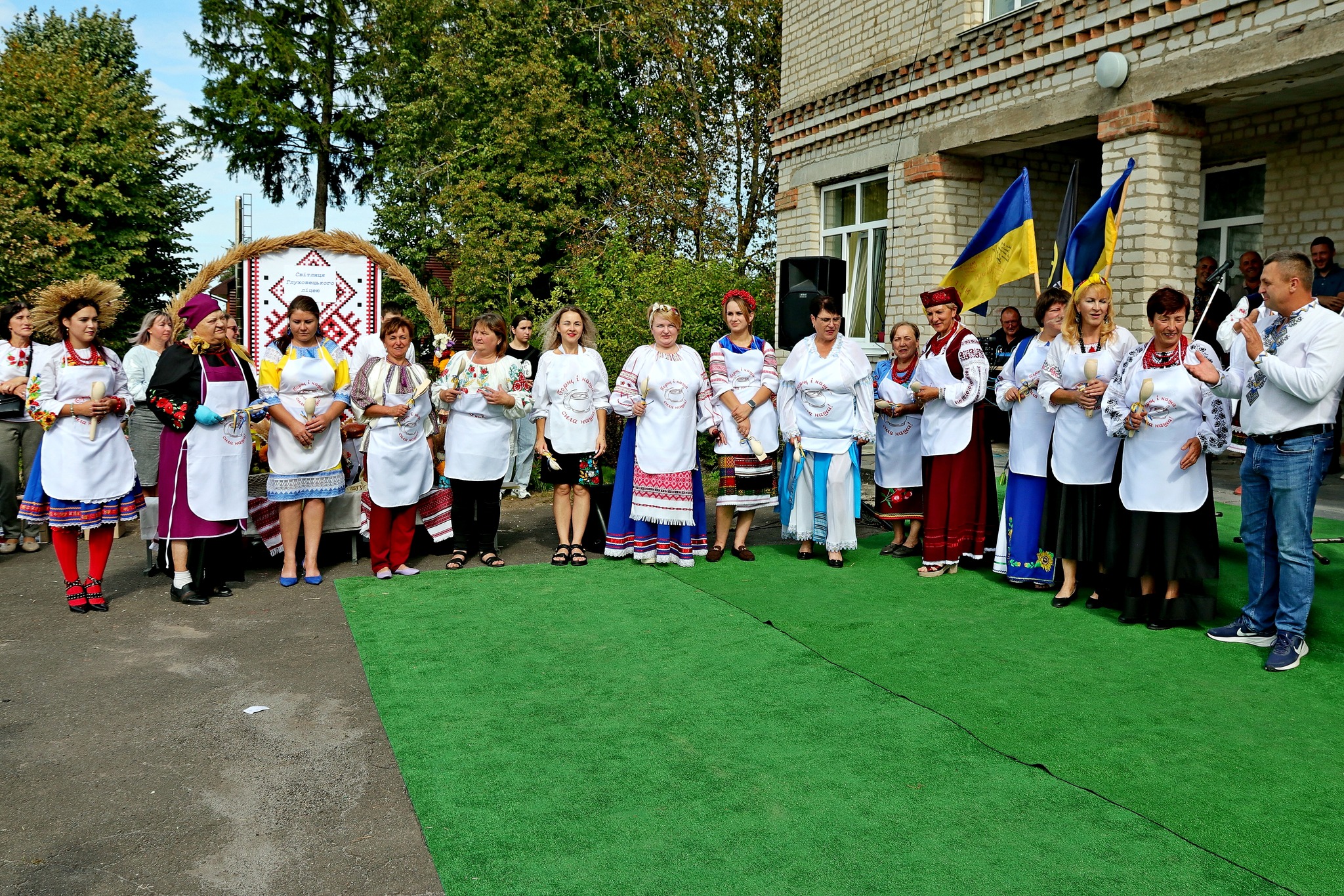 Новини Козятина - фото з У Пляховій пройшов етнографічний фестиваль «Борщ і каша — сила наша»