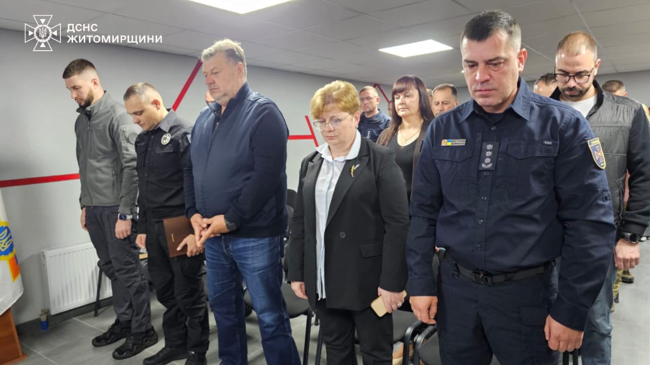 Новини Житомира - фото з Понад 40 рятувальників Житомирщини отримали державні та відомчі нагороди знагоди професійного свята