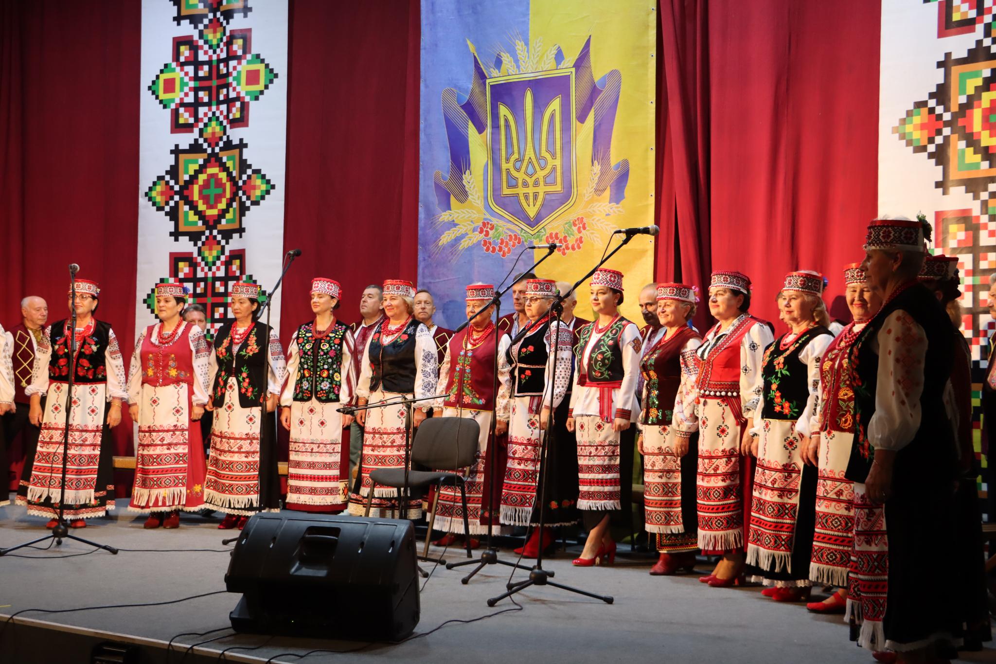 Новини Тернополя - фото з В Українському Домі благодійний концерт: збирають гроші на підтримку захисників