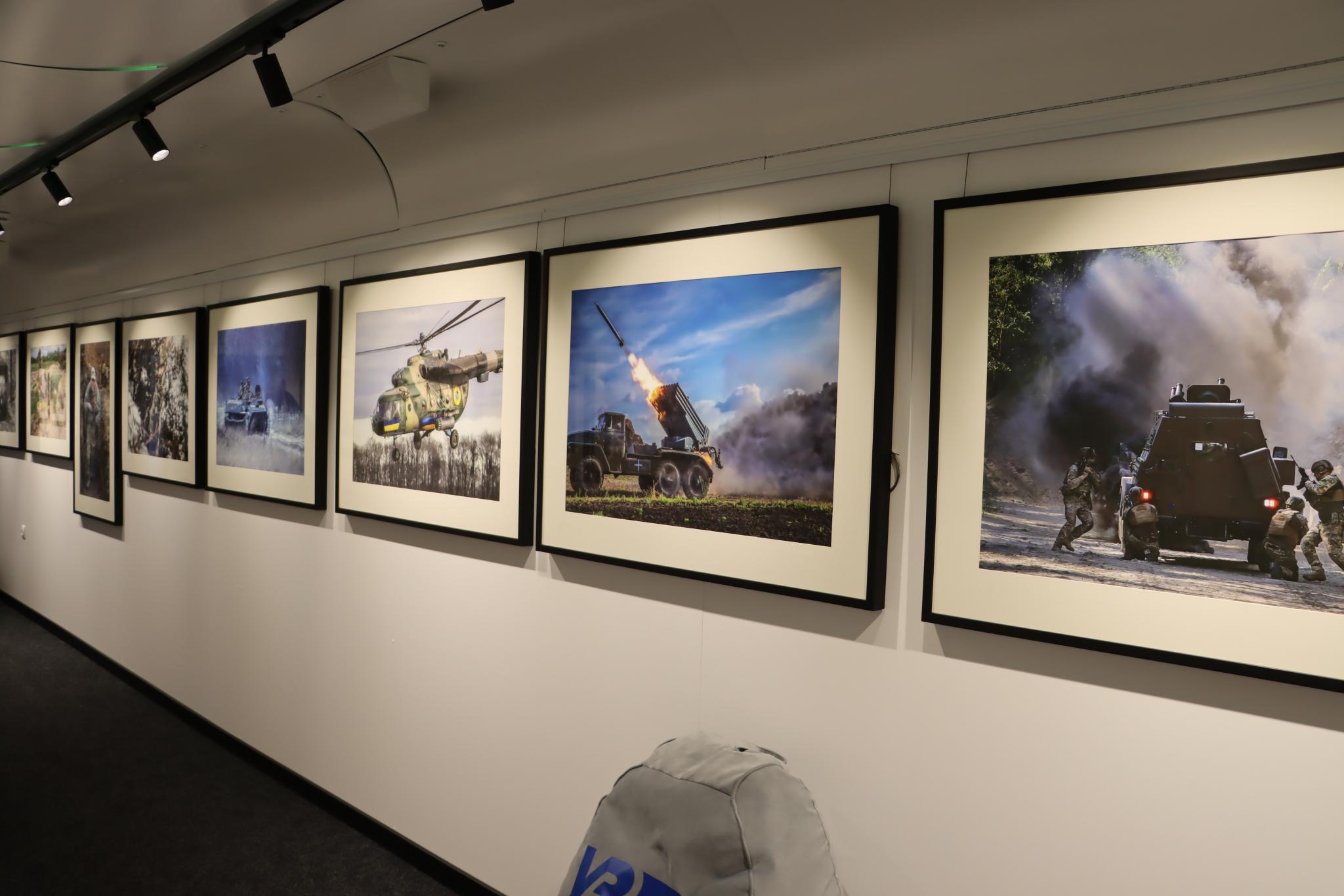 Новини Тернополя - фото з На залізничний вокзал у Тернополі прибув мистецький поїзд: що можна побачити