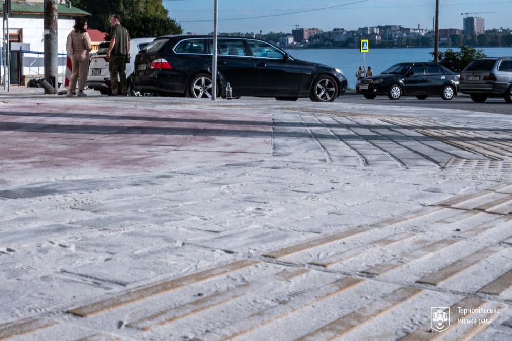 Новини Тернополя - фото з Завершили першу чергу робіт на частині безбар'єрного маршруту з Дружби до Центру