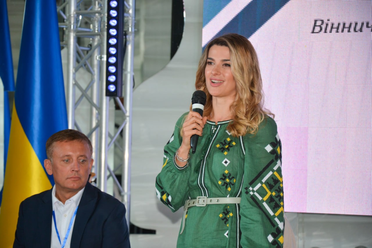 Новини Вінниці - фото з «Вінничани - Силам Оборони»: військовим на фронт передали авто та обладнання ще на три мільйони гривень (Пресслужба ГО «Ми – Вінничани»)