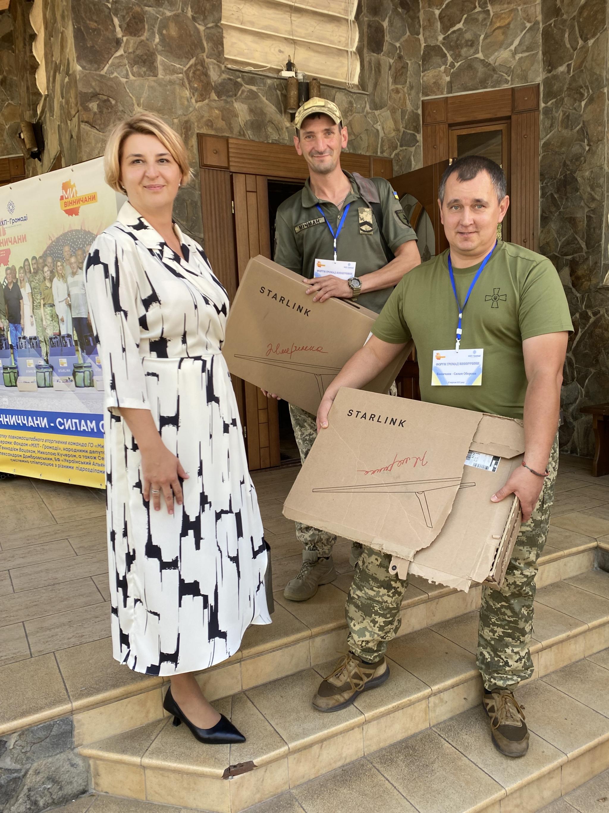 Новини Вінниці - фото з «Вінничани - Силам Оборони»: військовим на фронт передали авто та обладнання ще на три мільйони гривень (Пресслужба ГО «Ми – Вінничани»)