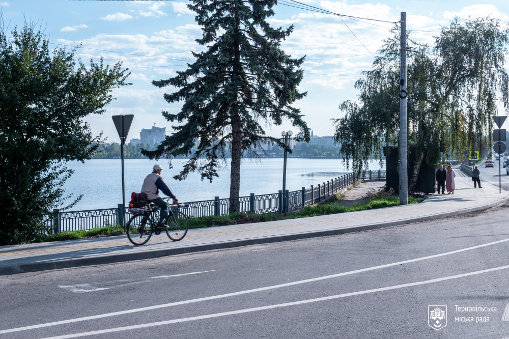 Новини Тернополя - фото з Завершили першу чергу робіт на частині безбар'єрного маршруту з Дружби до Центру