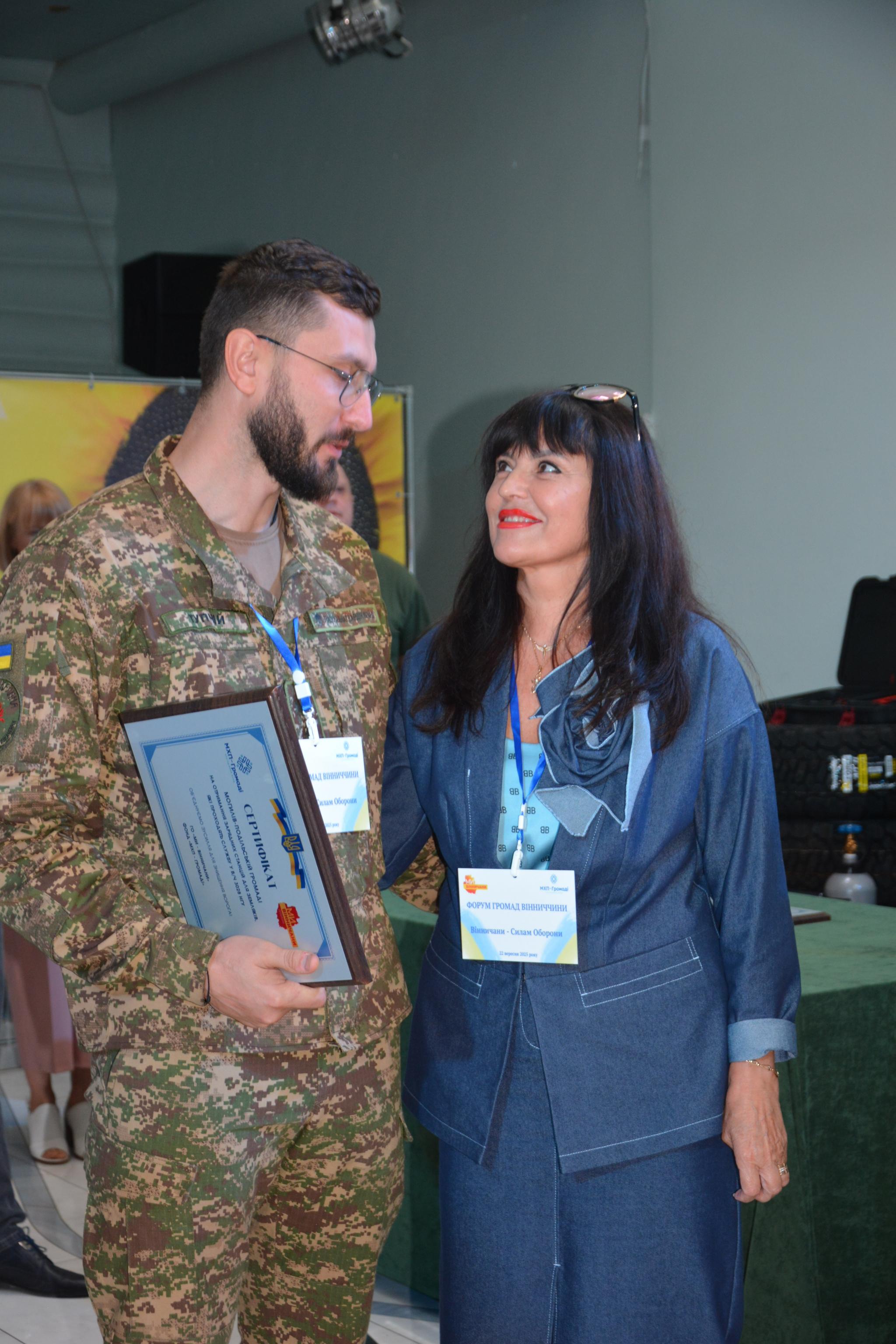 Новини Вінниці - фото з «Вінничани - Силам Оборони»: військовим на фронт передали авто та обладнання ще на три мільйони гривень (Пресслужба ГО «Ми – Вінничани»)