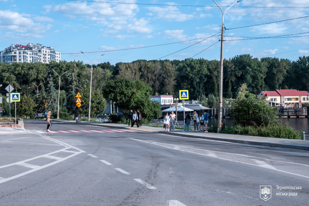 Новини Тернополя - фото з Завершили першу чергу робіт на частині безбар'єрного маршруту з Дружби до Центру