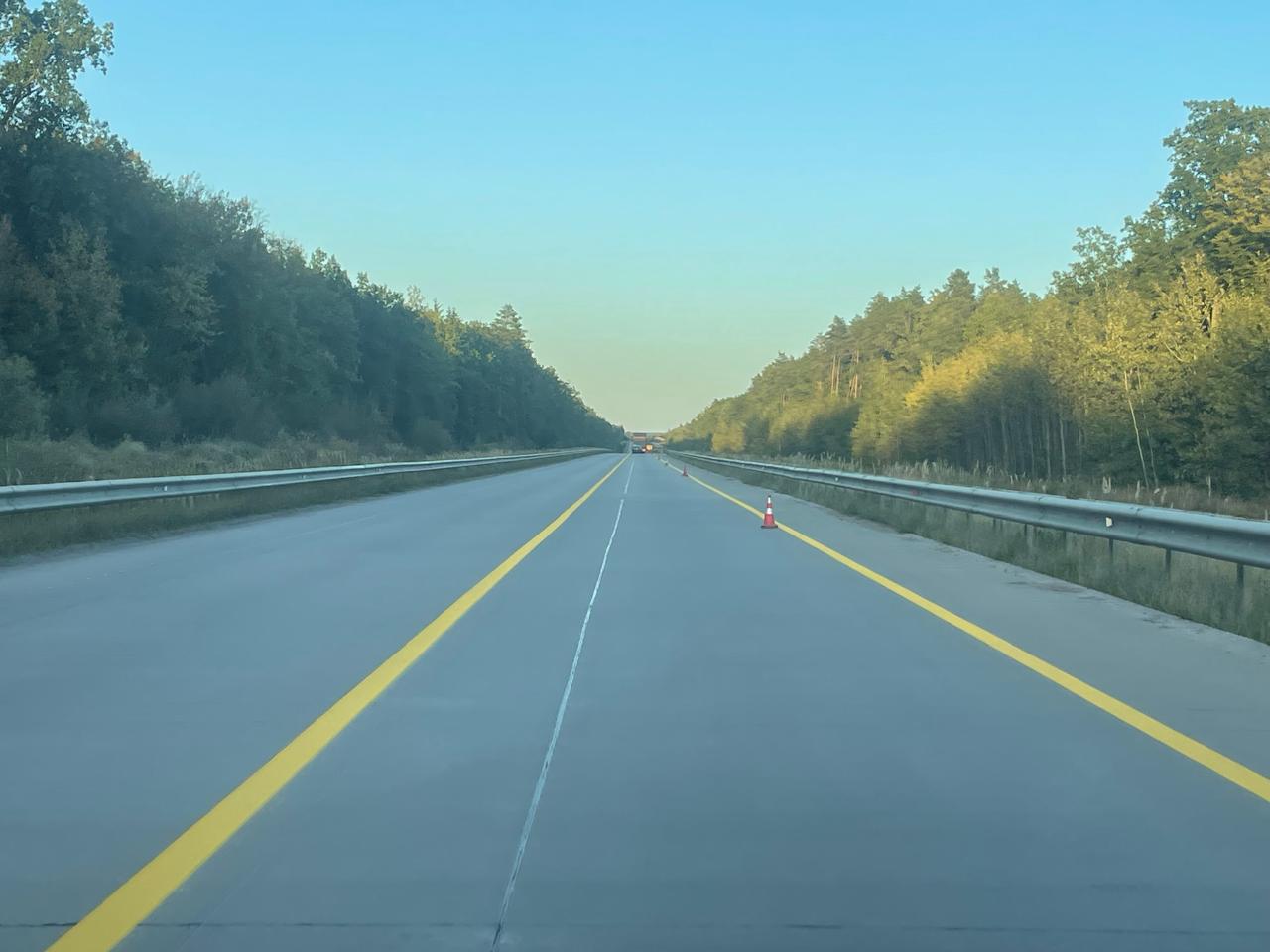 Новини Житомира - фото з На автошляху Київ – Чоп провоиться комплекс робіт для підтримки безпеки руху