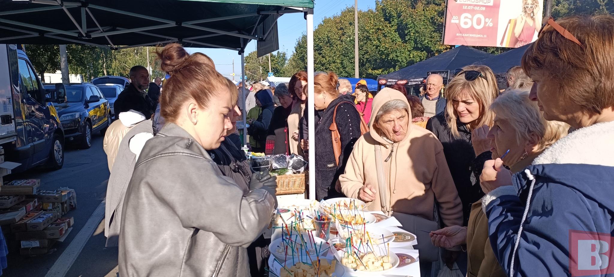 Новини Хмельницького - фото з Ярмарок на Прибузькій: що продають та які ціни (РЕПОРТАЖ)