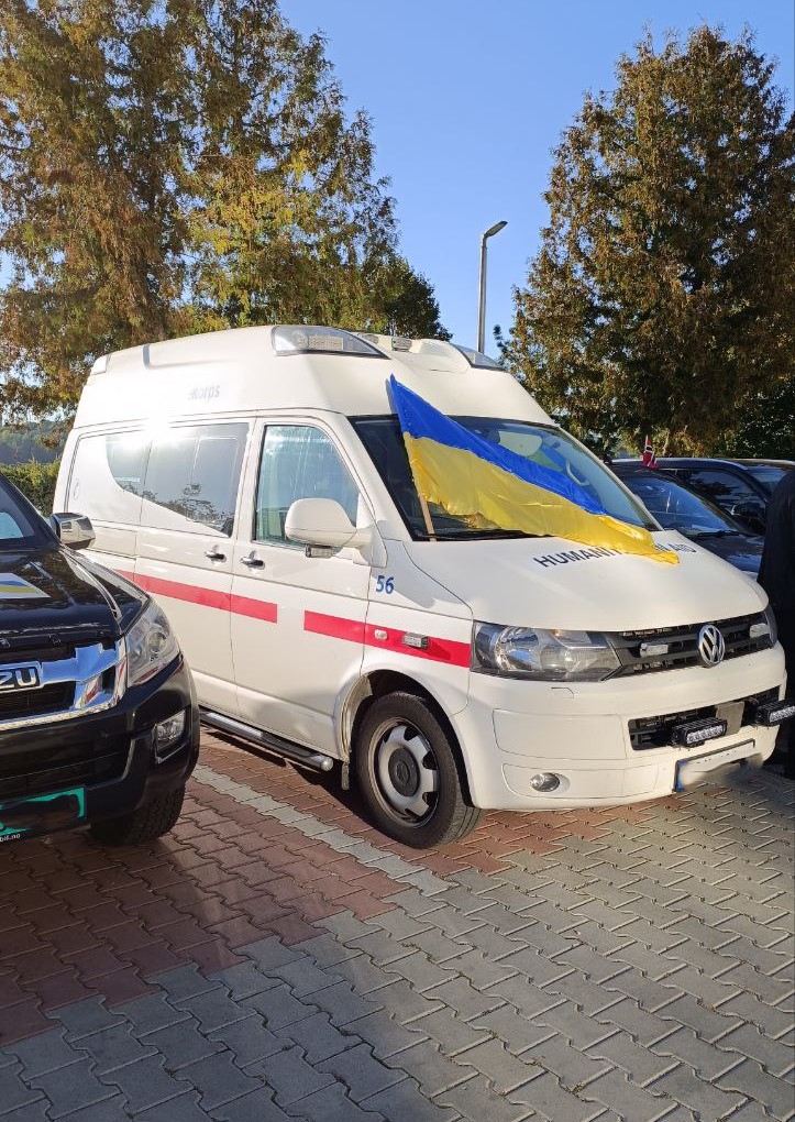 Новини Тернополя - фото з «Це не лише ваша боротьба, а й наша»: благодійники з Норвегії передали Тернополю ще 10 автівок