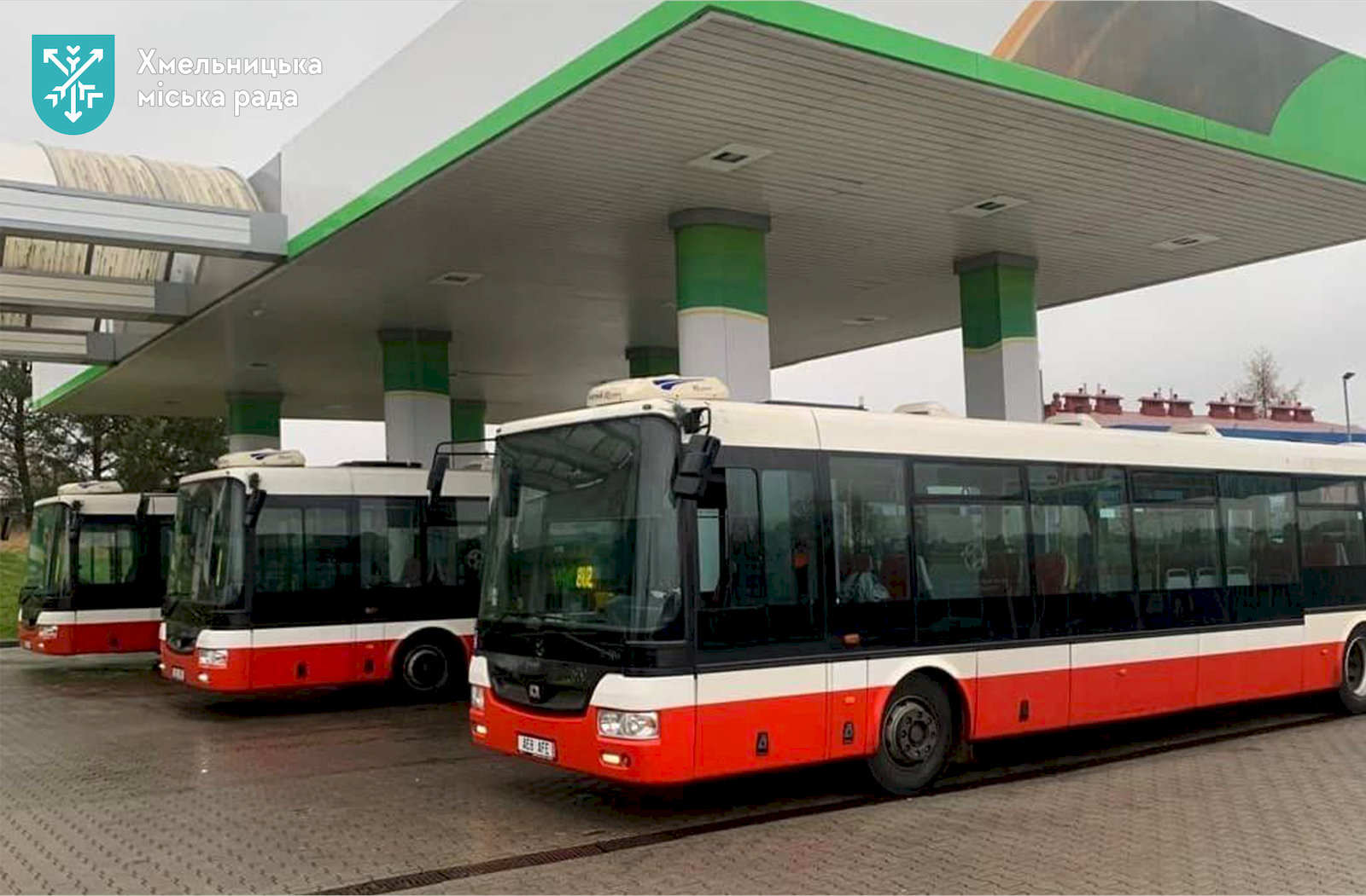 Новини Хмельницького - фото з Вулицями Хмельницького курсують автобуси із Праги: що про них відомо