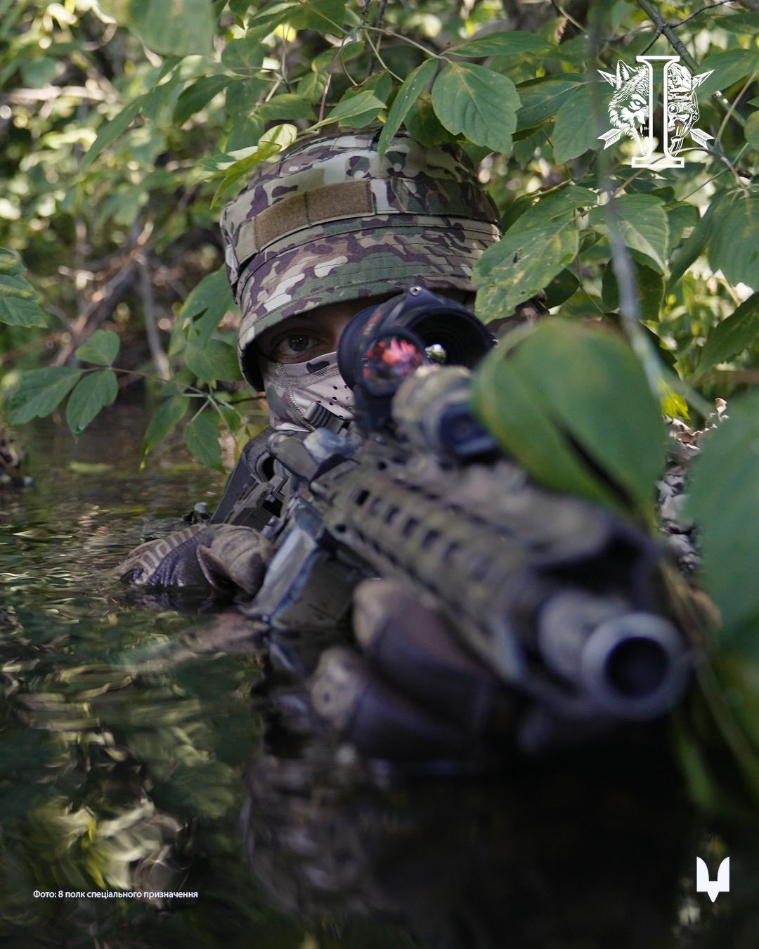 Новини Хмельницького - фото з Бої за ДАП, потужний список операцій, перший корейський полонений: бойовий кейс знаменитого 8-го полку ССО (соціальна реклама)
