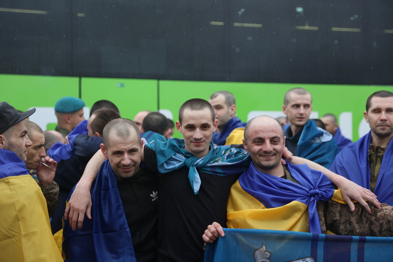 Новини Житомира - фото з Ще 185 захисників повернулися з російського полону!