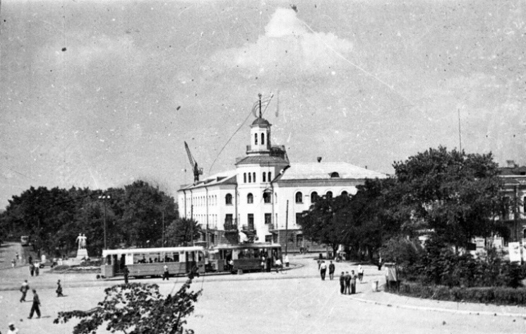 Новини Вінниці - фото з Вулицями рідного міста: яким раніше були проспект Коцюбинського і площа Перемоги