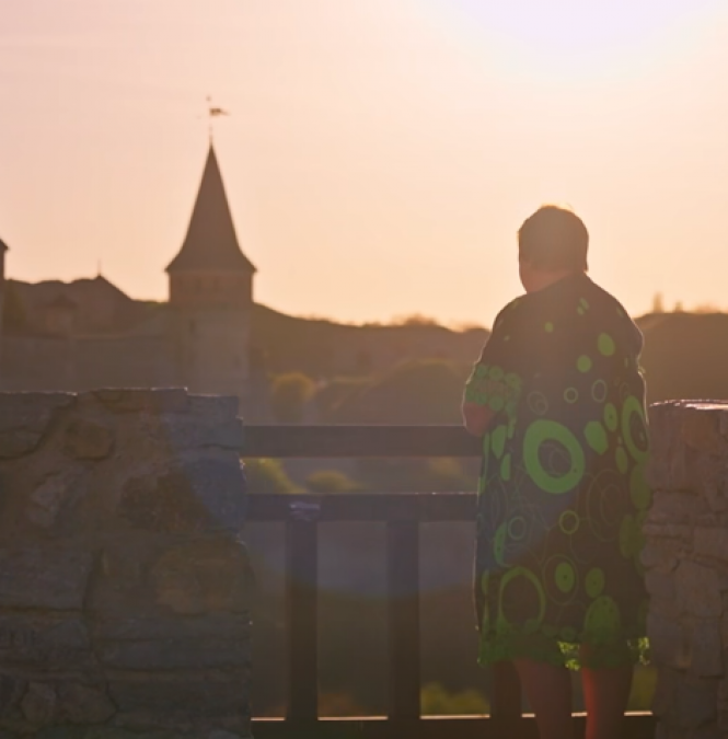 Новини Хмельницького - фото з «Не можу дивитись на свої фото». Директорка ліцею з Хмельниччини бере участь у «Зважених і щасливих»