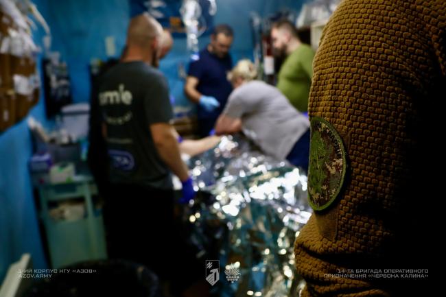 Новини Вінниці - фото з Йшов десять кілометрів із простреленими грудьми: як медики «Червоної Калини» рятують життя бійців на передовій