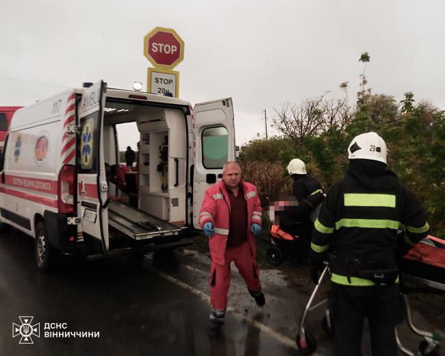 Новини Вінниці - фото з Жахлива ДТП в Гайсинському районі: три людини загинули, ще троє отримали важкі травми