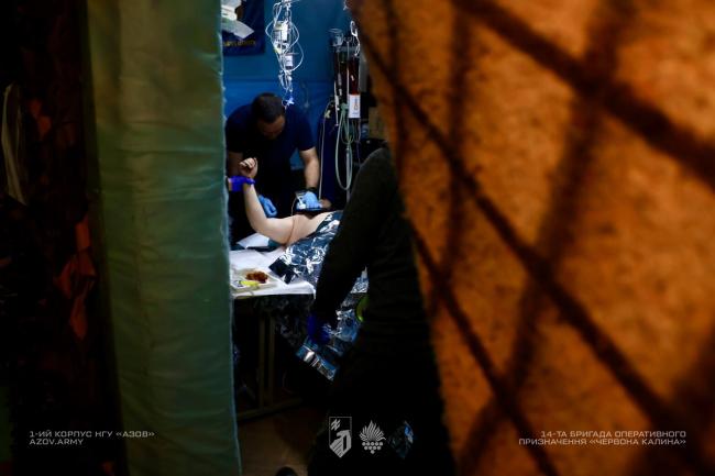 Новини Вінниці - фото з Йшов десять кілометрів із простреленими грудьми: як медики «Червоної Калини» рятують життя бійців на передовій