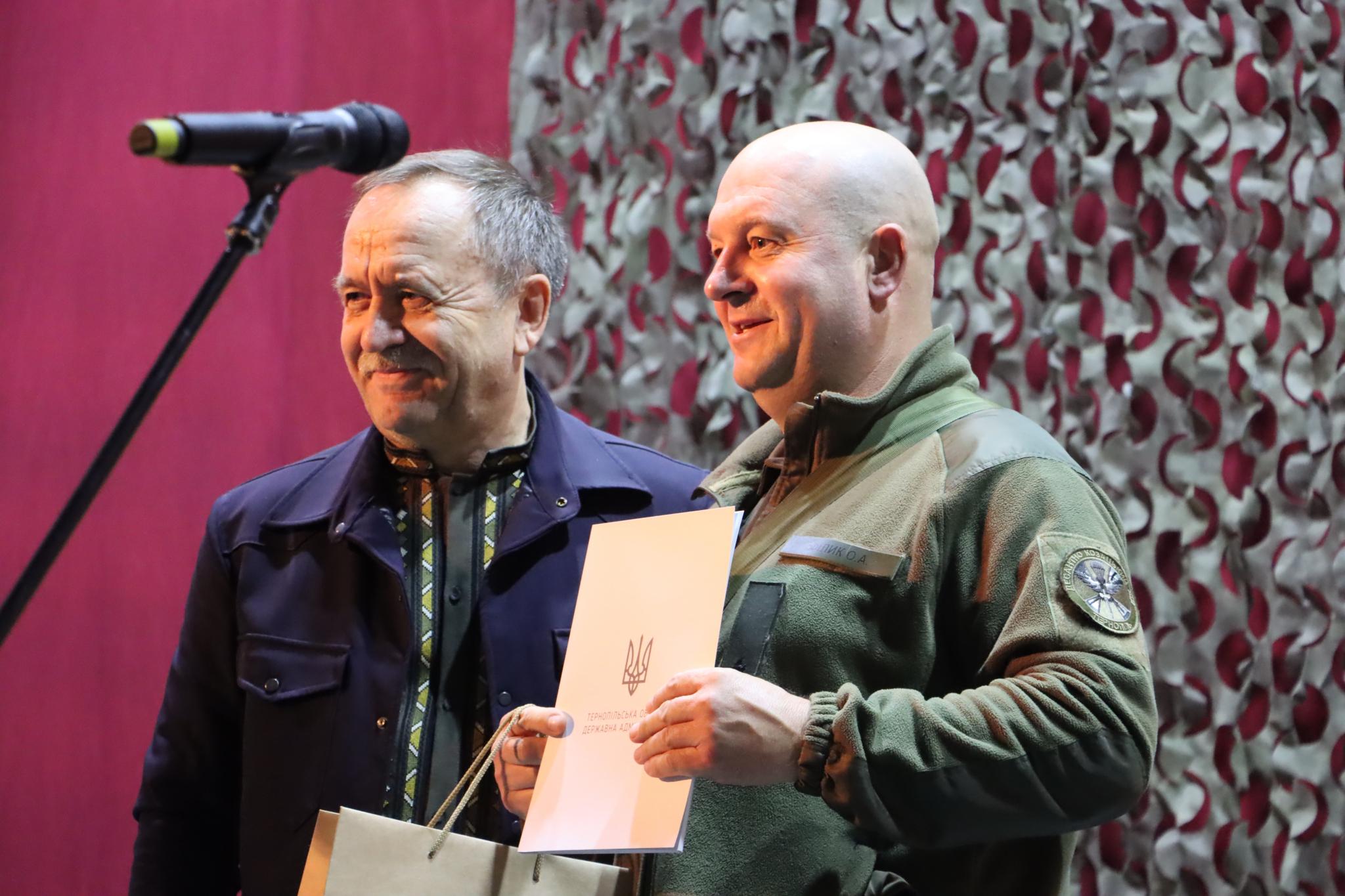 Новини Тернополя - фото з Благодійний захід у Тернополі до Дня українського козацтва: молитва, подяки й збір допомоги для ЗСУ