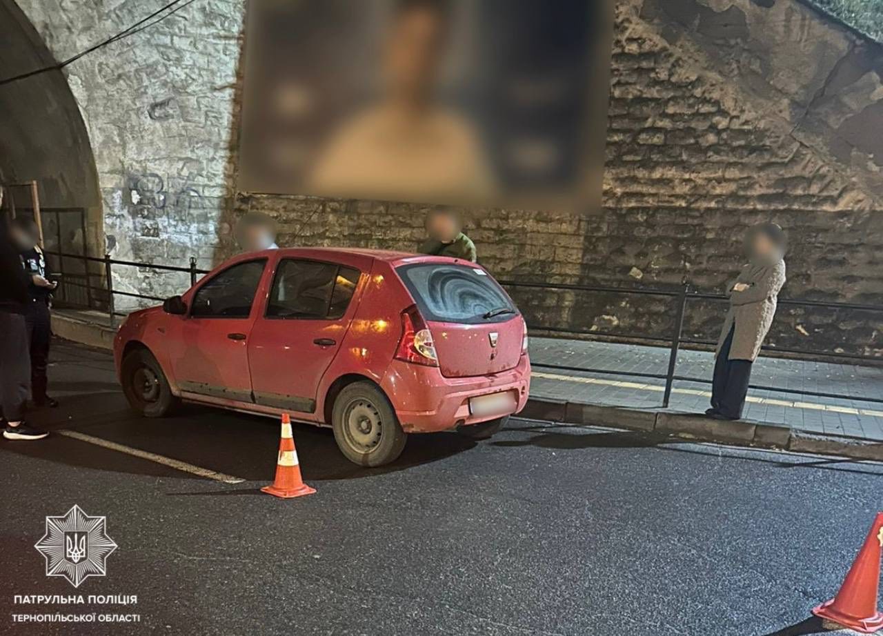 Новини Тернополя - фото з Патрульні розшукали водія, який залишив місце після вчинення ДТП