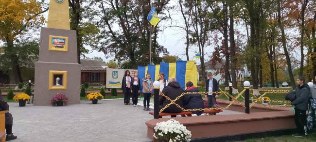 Новини Вінниці - фото з У Могилів‑Подільському районі відкрили Алею Слави на честь чотирьох загиблих Героїв