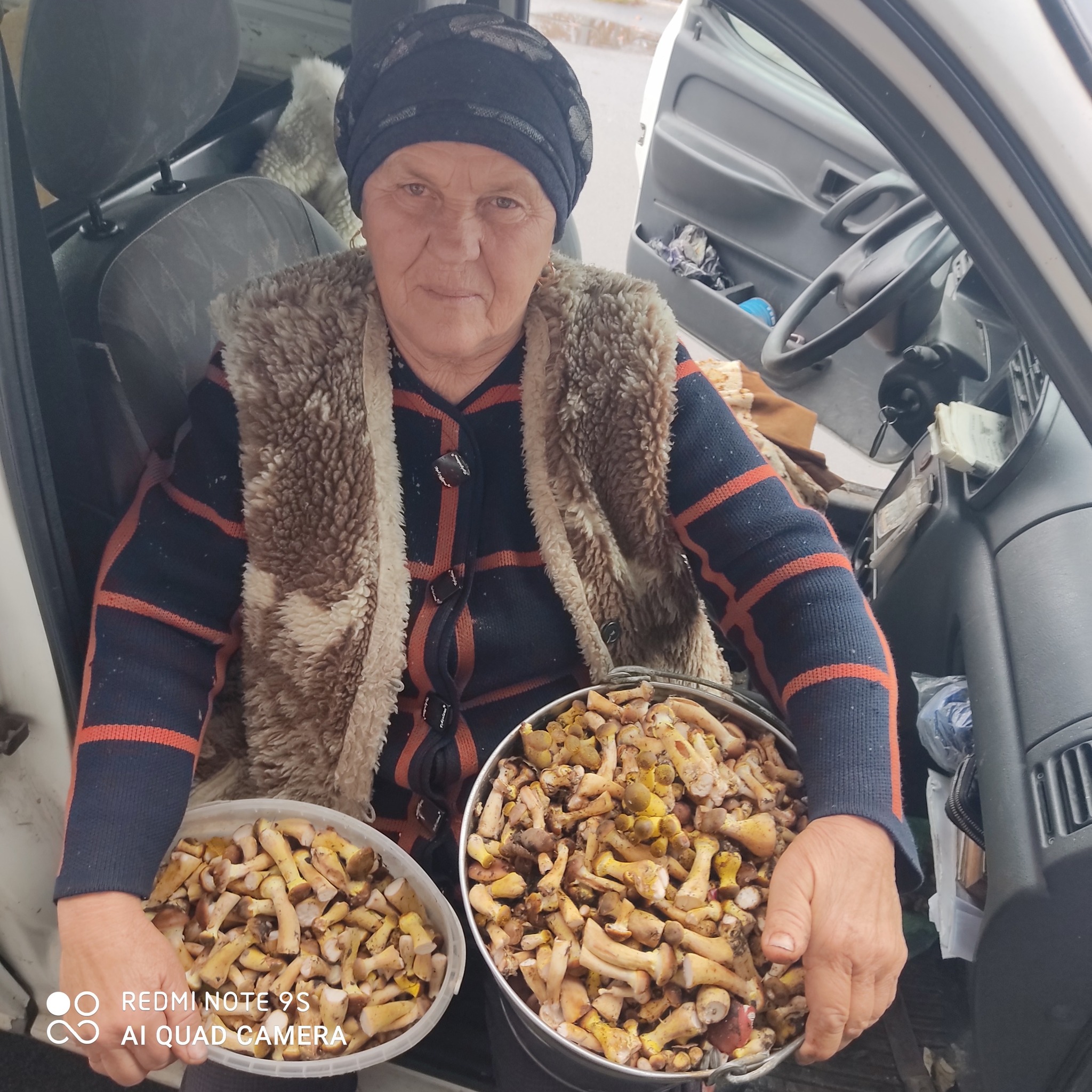 Новини Козятина - фото з В лісі, зустріли вовків, фазанів, попеклися в кропиві тільки радості було більше.