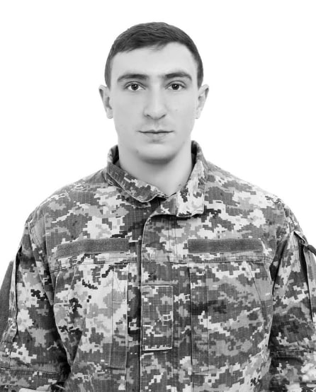 Новини Хмельницького - фото з «Кохана» у Хмельницькому: інтерв’ю з дружиною загиблого військового, яка відкрила квітковий Ілля Доценко, загинув 6 червня 2023 року