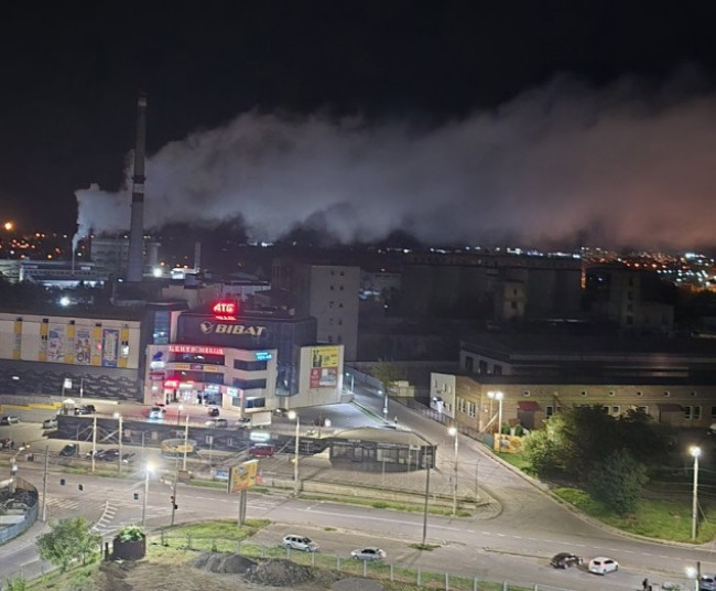 Новини Вінниці - фото з «Труба валить чорним димом без зупинки, а реконструкція поки на папері» — мешканці Вінниці скаржаться на Агровіт