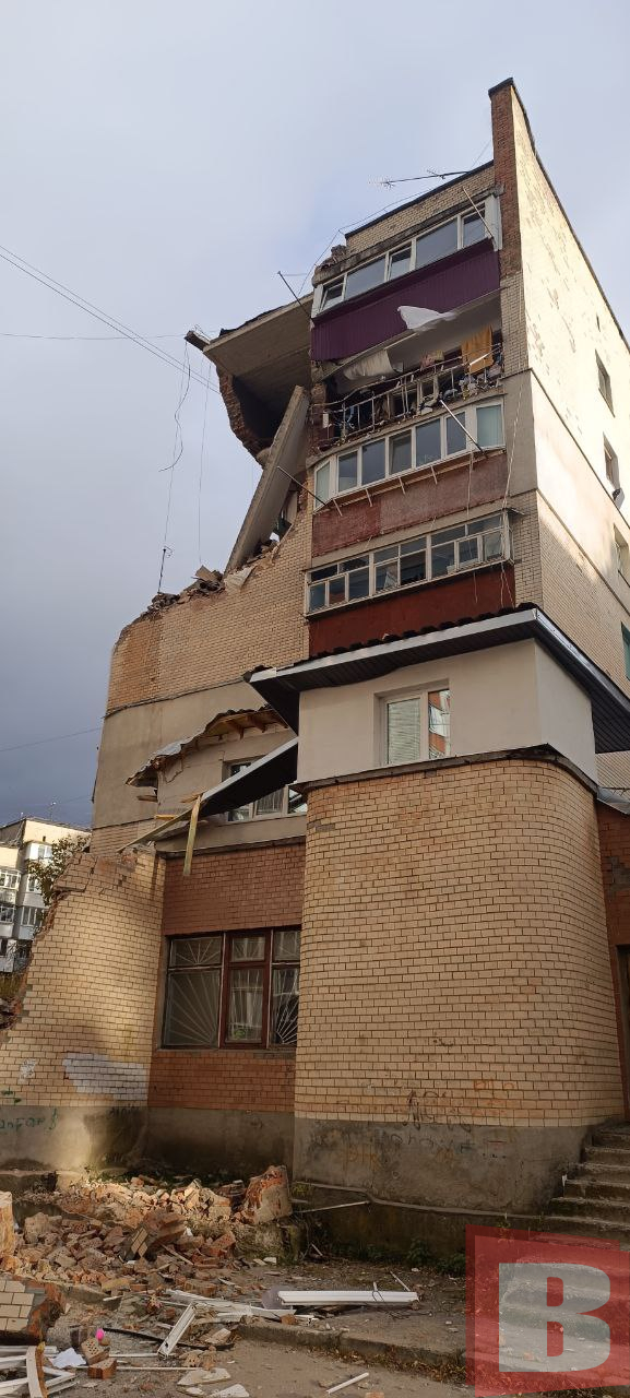 Новини Хмельницького - фото з Внаслідок вибуху на Тернопільській, обвалився будинок (ОНОВЛЮЄТЬСЯ)