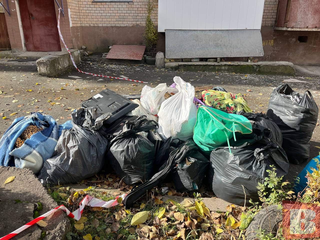 Новини Хмельницького - фото з «Кімнати немає повністю»: мешканці будинку на Тернопільській про знищене житло Будинок по вулиці Тернопільська 34/2, де стався вибух 28 жовтня 2025 року