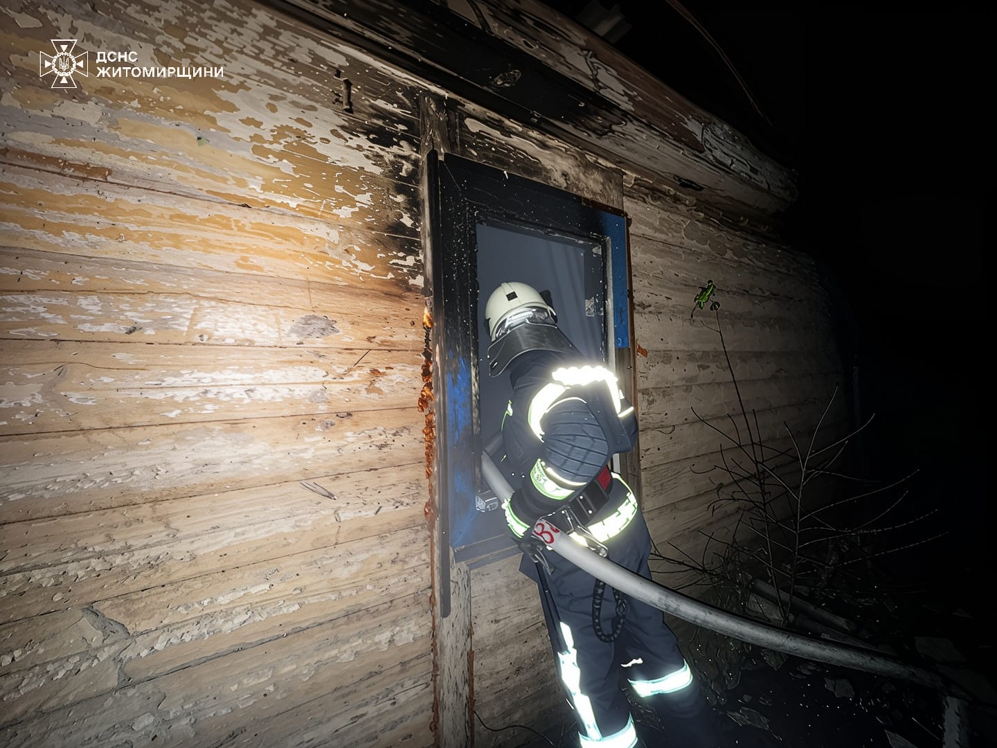 Новини Житомира - фото з Протягом доби на Житомирщині сталося 7 пожеж