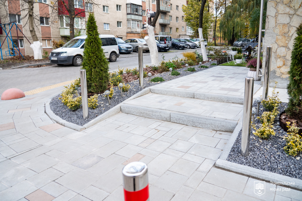 Новини Тернополя - фото з Завершили ремонт двору на  Клима Савури