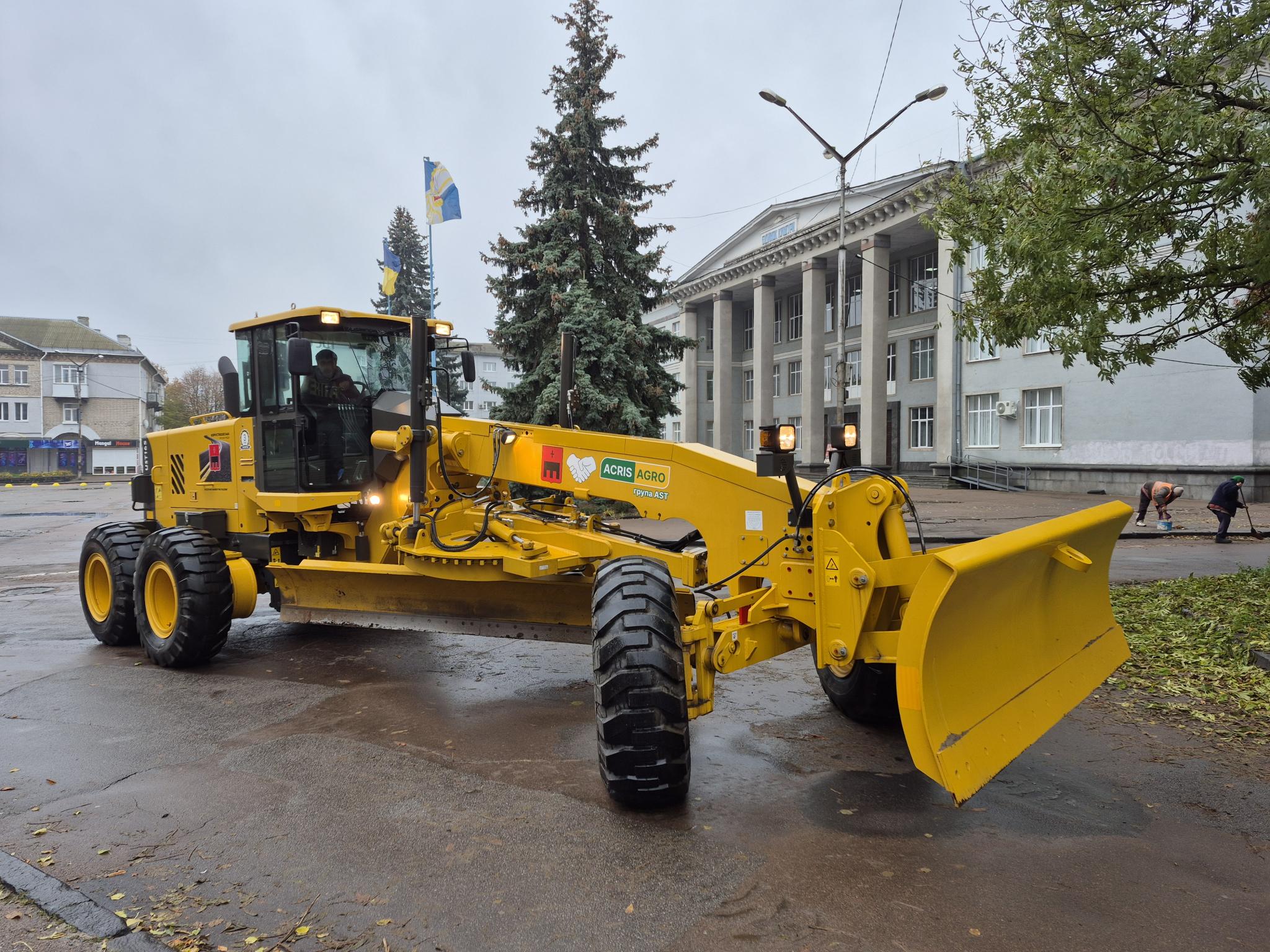 Новини Житомира - фото з Компанія Акріс Агро (група AST) придбала грейдер для Коростишівської громади на Житомирщині (Новини компаній)