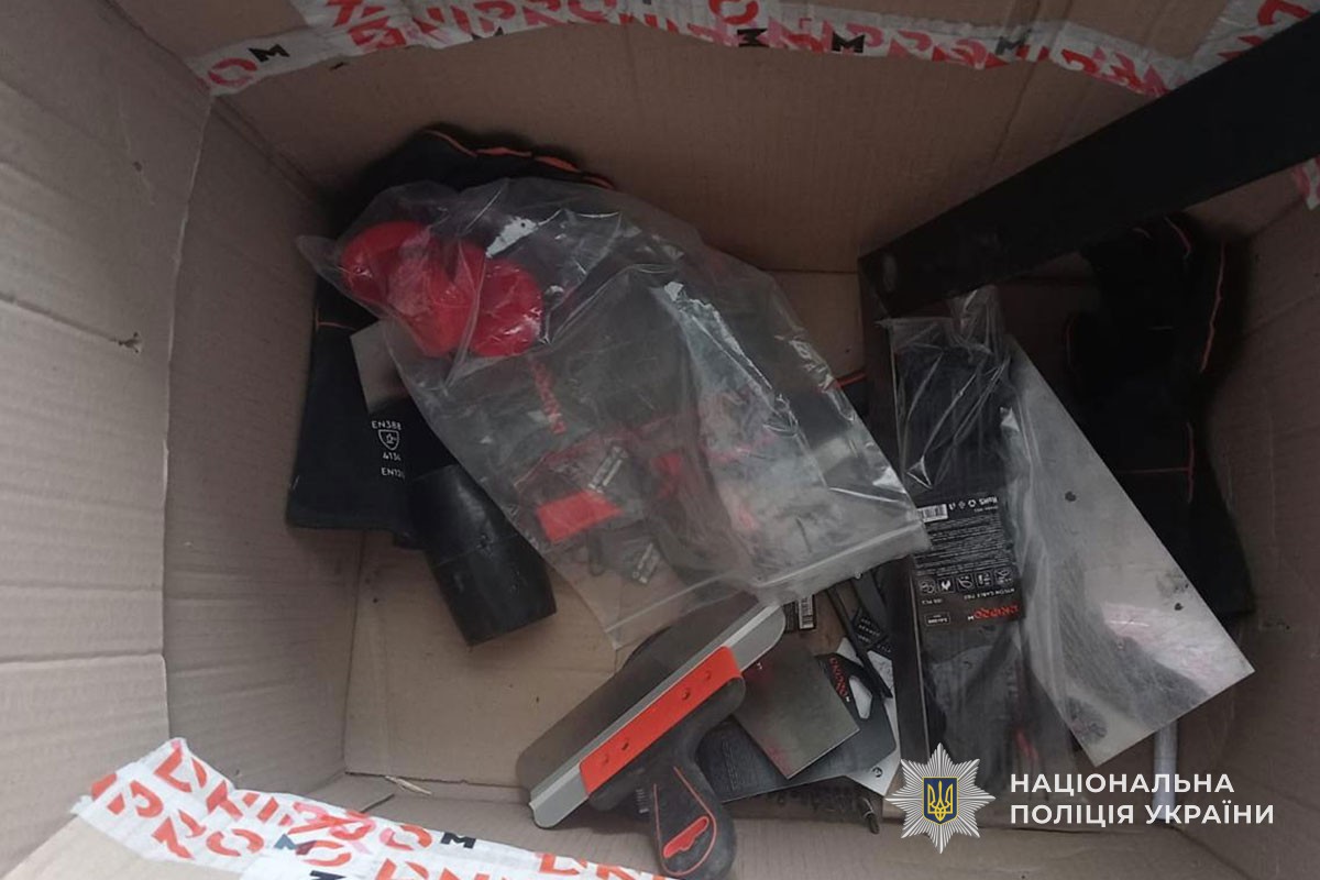 Новини Тернополя - фото з Поки господар був на фронті — з його будинку на Тернопільщині винесли майна на 80 тисяч гривень