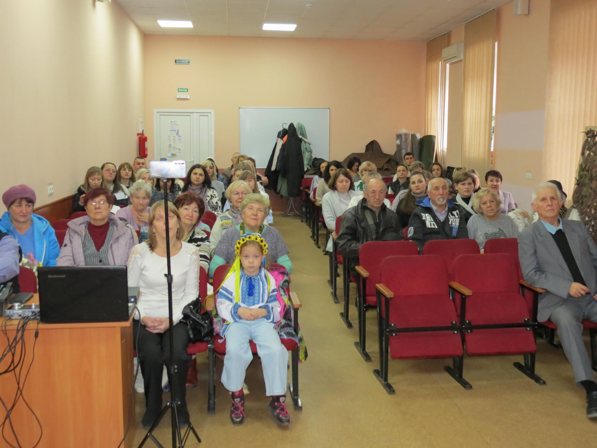 Новини Вінниці - фото з День працівника соціальної сфери у Вінниці відзначили концертом «Від щирого серця»