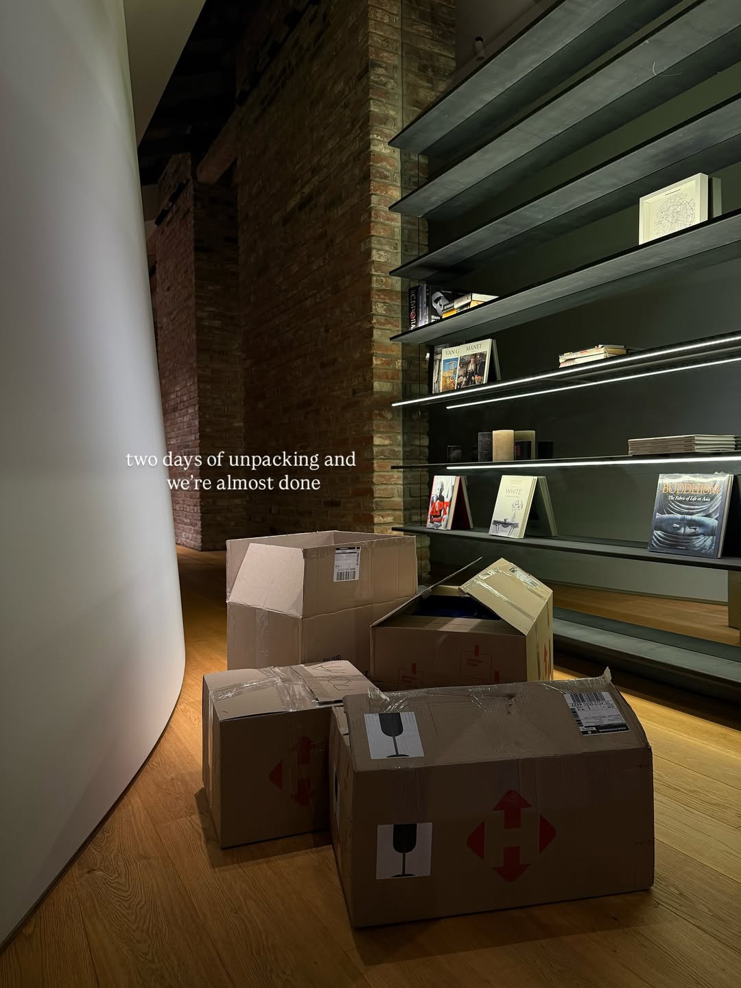 Новини Тернополя - фото з Син екс мера, блогер Петро Заставний переїхав з Тернополя. Його дружина Аліна Френдій показала новий дім