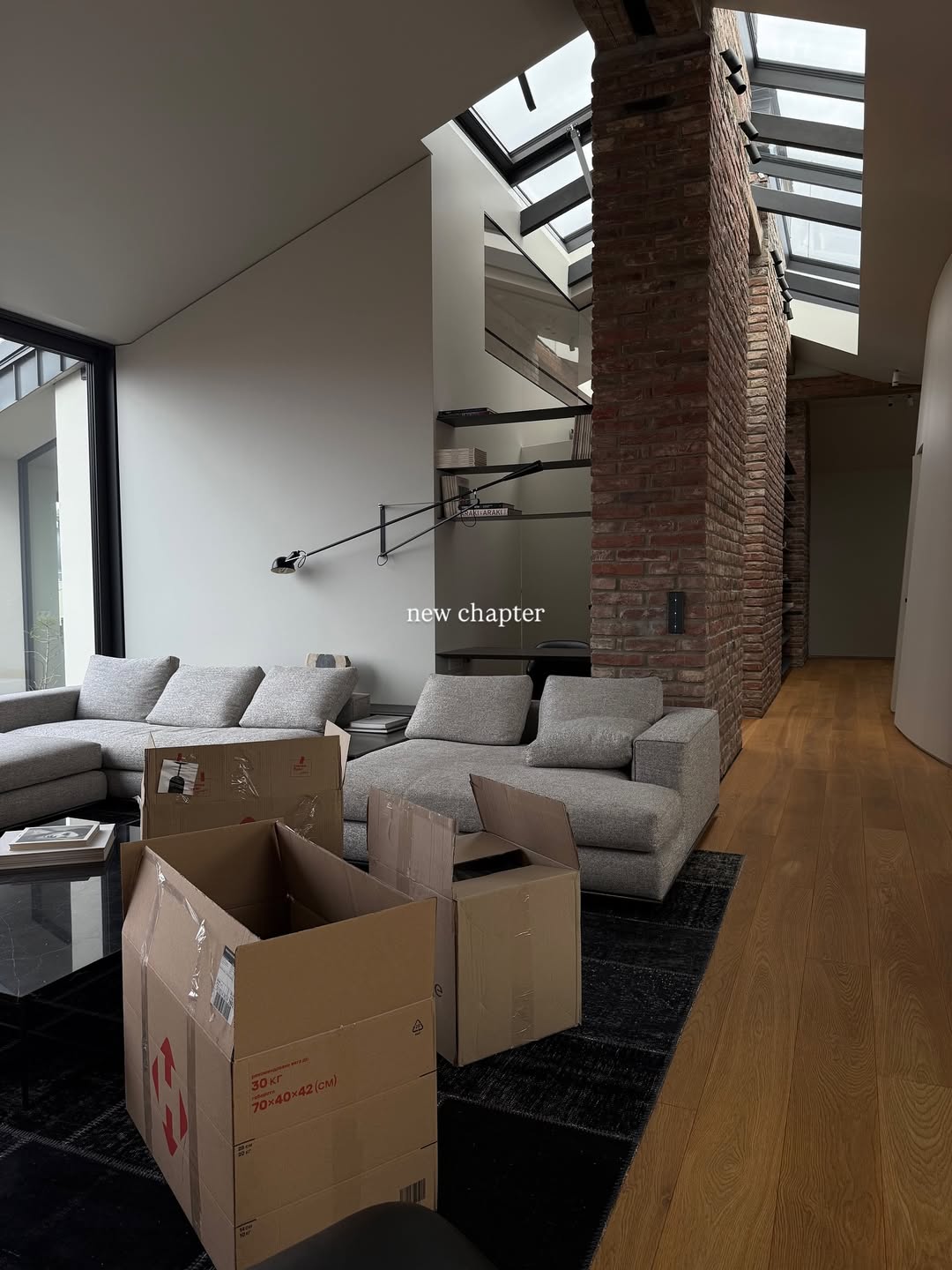 Новини Тернополя - фото з Син екс мера, блогер Петро Заставний переїхав з Тернополя. Його дружина Аліна Френдій показала новий дім