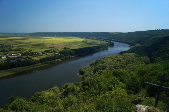 Новини Вінниці - фото з Мальовнича Цекинівка: подільське село, що виринає з-за Дністра