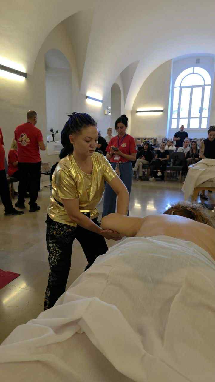 Новини Вінниці - фото з Тріумф вінничанок на чемпіонаті світу в Італії: збірна з масажного мистецтва взяла Кубок Націй.