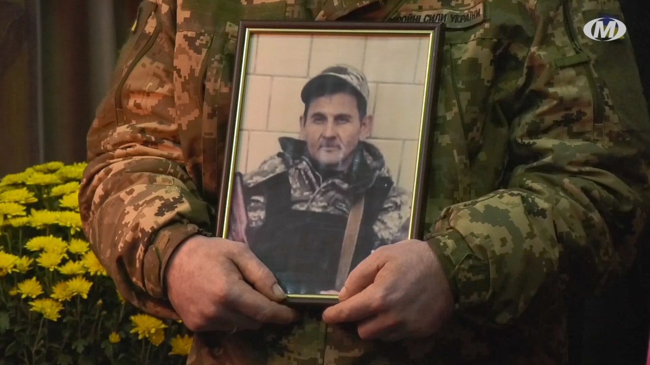 Новини Хмельницького - фото з У Хмельницькому попрощалися із Героями, тіла яких чекали понад три роки Віктор Сідорук