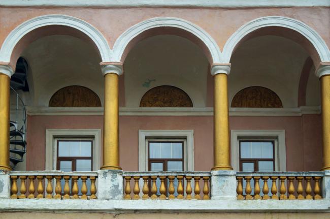 Новини Вінниці - фото з Палац Ценіної та віадук у Котюжанах: відчуйте атмосферу старовини та майстерність інженерного шедевру