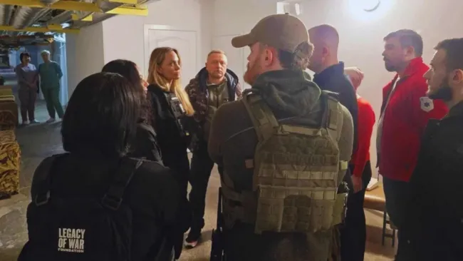 Новини Вінниці - фото з Світова зірка у нашому місті: Джолі побувала у Вінниці під час поїздки Україною