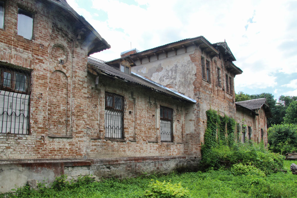 Новини Вінниці - фото з Колишній палац і школа: що відомо про палац у Чагові та хто його реставрує?