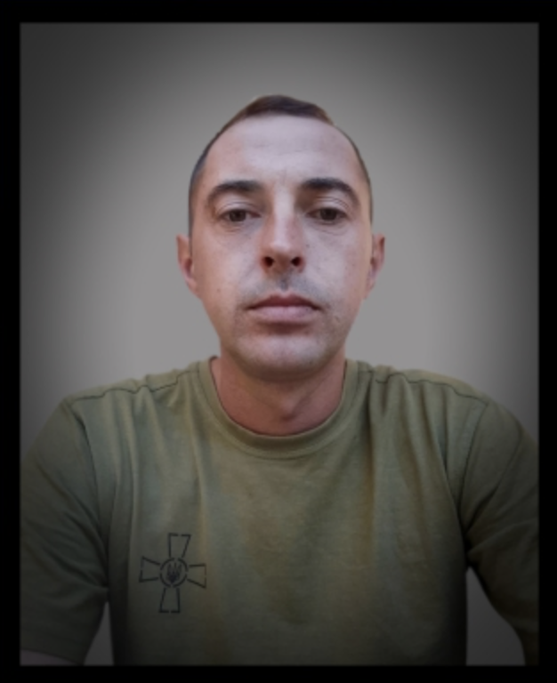 Новини Хмельницького - фото з Загинули військові з Хмельниччини: Віталій Кулібаба, Віктор Малахівський, Дмитро Чукань Дмитро Чукань