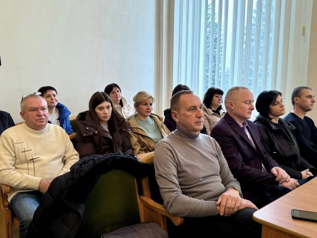 Новини Вінниці - фото з Родинам полеглих захисників з Бершадської громади вручили ордени та відзнаки Президента України