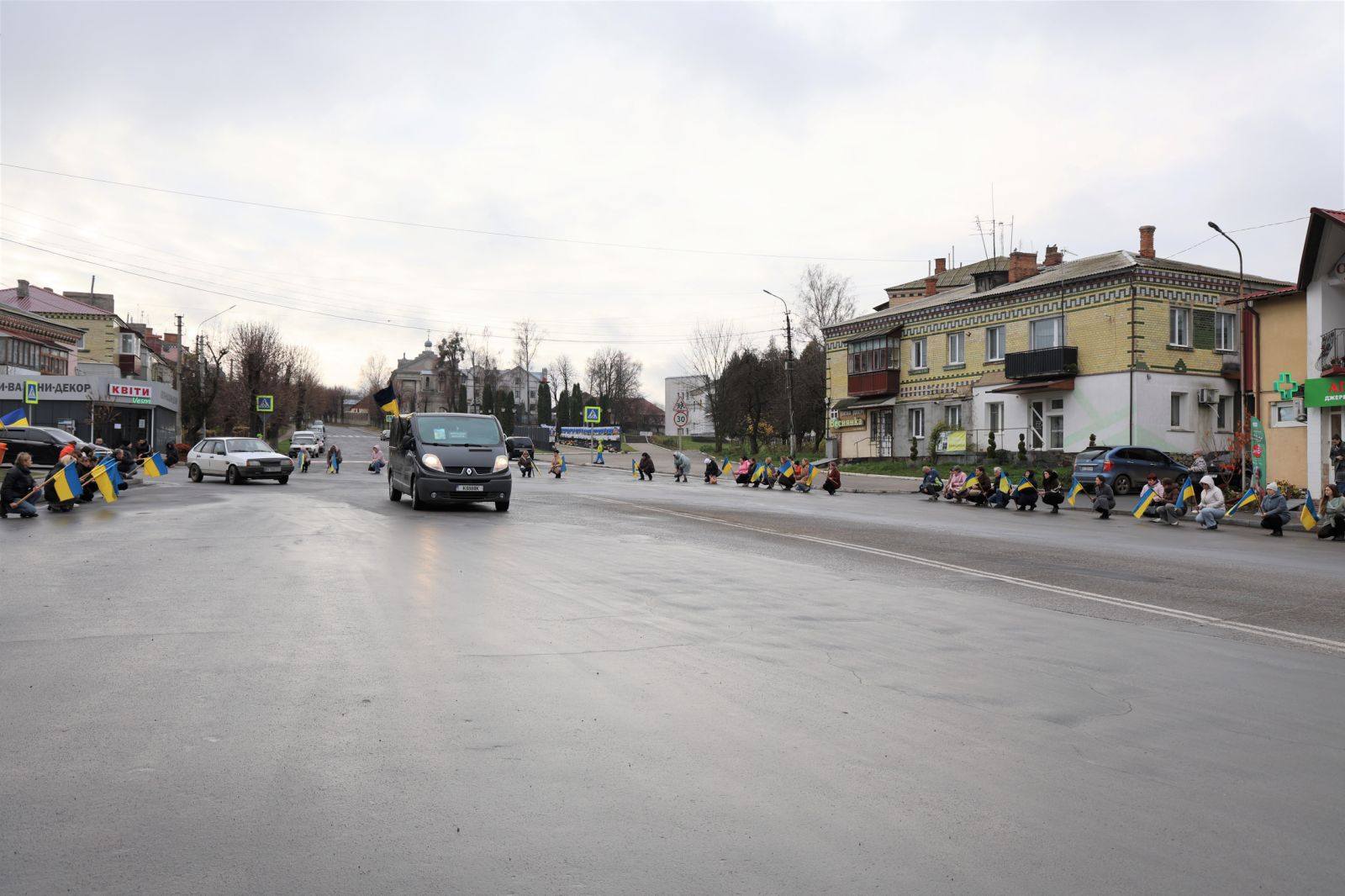 Новини Хмельницького - фото з Назавжди 20. На Хмельниччині попрощались зі снайпером Русланом Сидорчуком