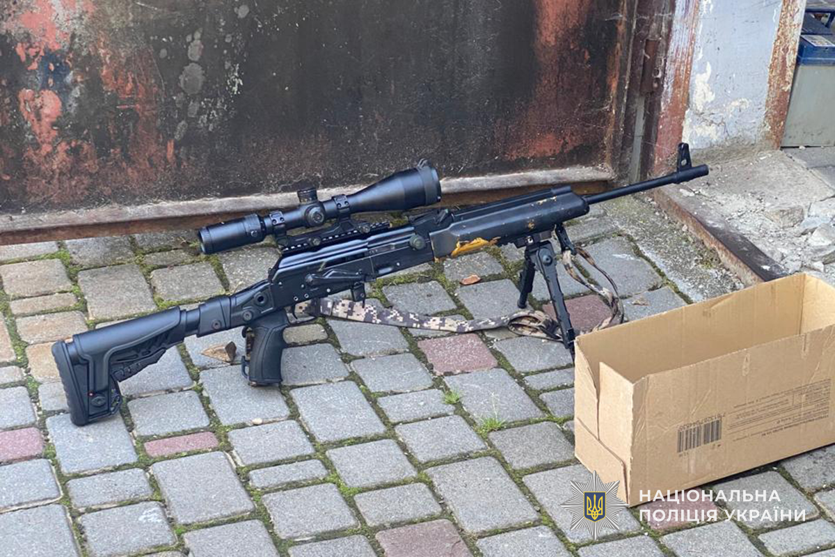Новини Тернополя - фото з Понад дві тисячі набоїв та саморобний автомат «Калашникова»: суд розгляне справу чоловіка з Заліщиків