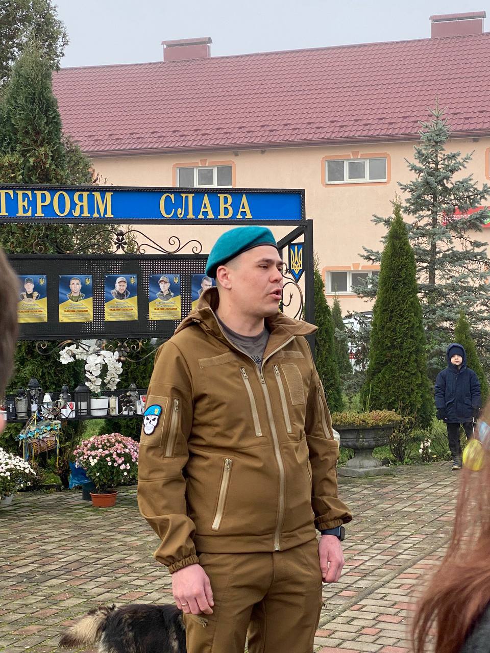 Новини Тернополя - фото з У Коропці зустріли оборонця Маріуполя, морпіха Анатолія Дворського